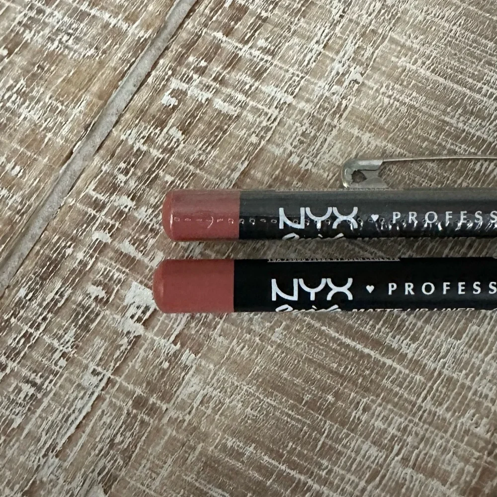 NYX PROFESSIONAL LIP LINER SMLL53 BRUNCH ME LOT/2